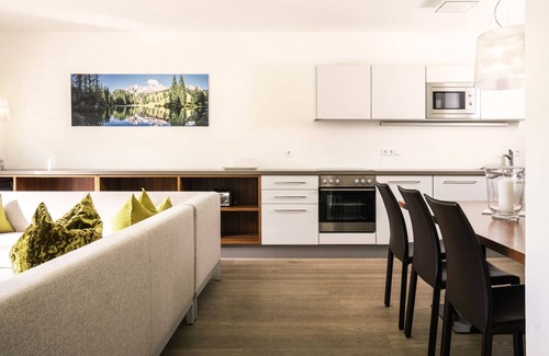 Radstadt Apartamento | Superior mit 2 Schlafzimmer & Pool by Interhome