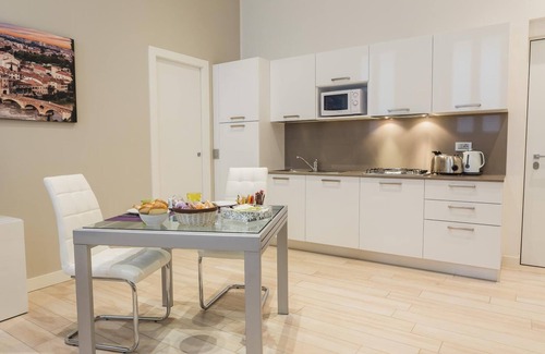 Citta Antica Apartamento | San Nicolò 3 cerca de la Arena. Completamente nuevo!