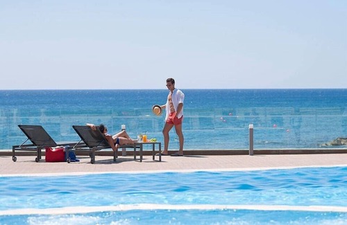 Potamos tis Germasogeias Apartamento | Superior Room w/ Balcony & Inland View