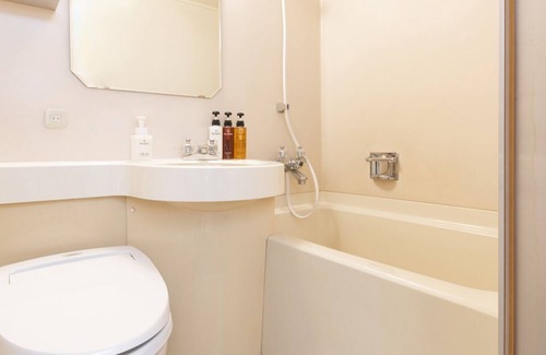 Higashishinsaibashi Hotel | Superior Triple The One Five Stay / Osaka Ōsaka