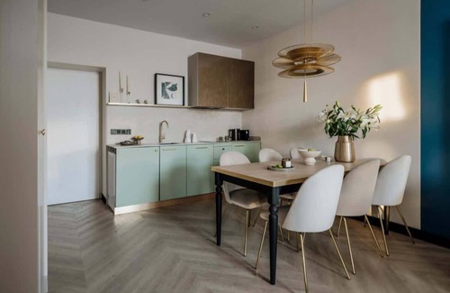Piasek Południe Apartamento | Superior Two-Bedroom with Modern Elegance