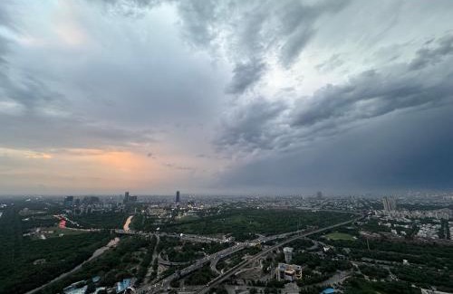 Noida Apartamento | Supernova River View Studio