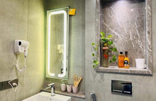 Noida Apartamento | Supernova River View Studio