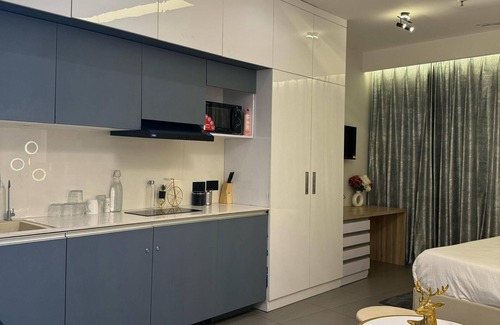 Noida Apartamento | Supernova spira studio apartment with Yamuna river and city view
