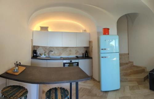 Golfo Aranci Casa | Supreme Beach Location with pool at Cala Sassari