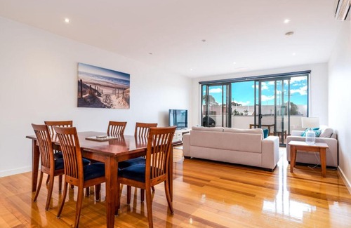 Inverloch Apartamento | Supreme Position in the Heart of Inverloch