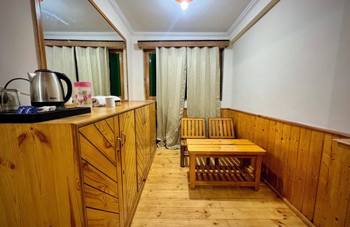Old Manali Cabaña | Suraj Cottage by The Himalayan Stories