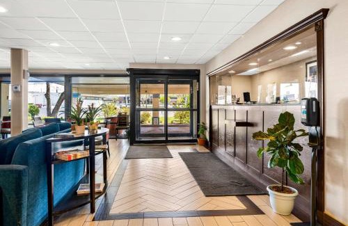 Limekiln Hotel | SureStay Plus by Best Western Reading North