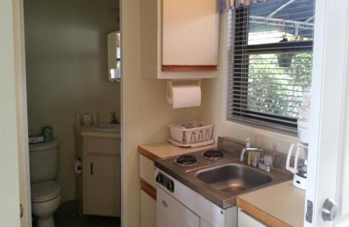 South Yarmouth Hotel | Surf & Sand Beach Motel