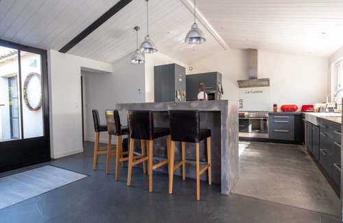 Sainte-Marie-de-Re Casa | Surfer house for large parties