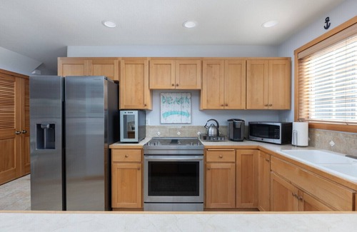Shorepine Village Casa | Surfer's Paradise in Pacific City