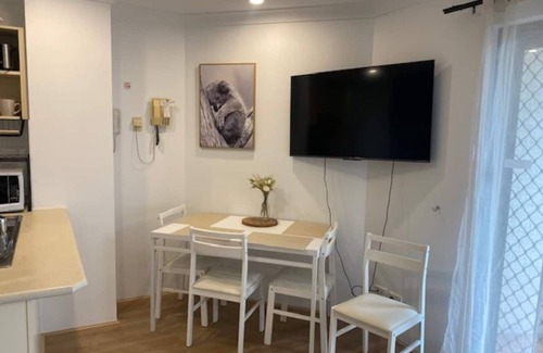 Surfers Paradise Apartamento | Surfer's serenity