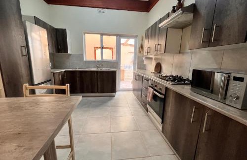 Muizenberg Apartamento | Surfers Muiz