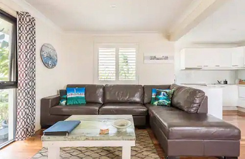 Southport Villa | Surfers Regatta Waters - Amantes de las mascotas