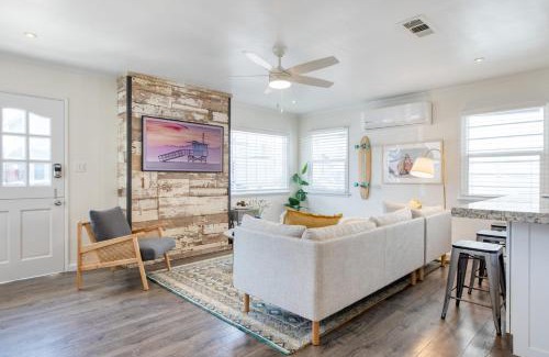 West Newport Apartamento | Surfrider I by AvantStay Walk to the Beach Patio