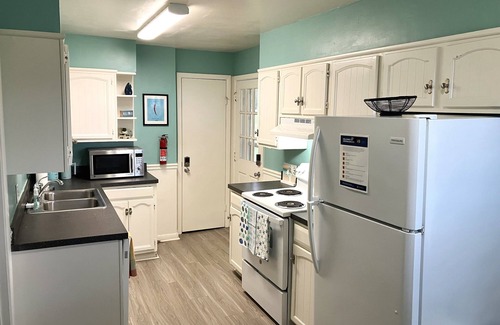Dam Neck Casa | Surfside Beach Bungalow- spectacular views of Rudee Inlet!