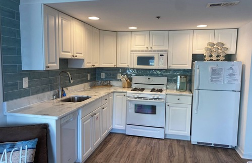 Cape May - Wildwood Condominio | HERMOSO 2 dormitorios, 2 baños SURF SONG Condo-N. WILDWOOD 2 PISCINAS Vista al mar !!