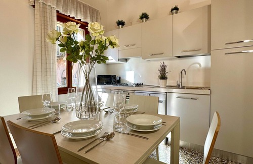 San Marco Apartamento | Surian Canal View (200m from St Mark’s Square)