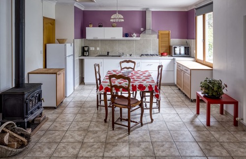 Albieres Casa | Rodeado de bosques, estribaciones y ríos, amplia casa rural en el País Cátaro