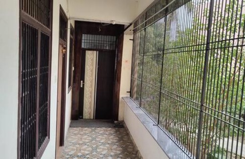 Mahmoorganj Apartamento | Surya Niwesh 103