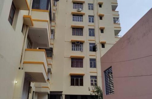 Mahmoorganj Apartamento | Surya Niwesh 103