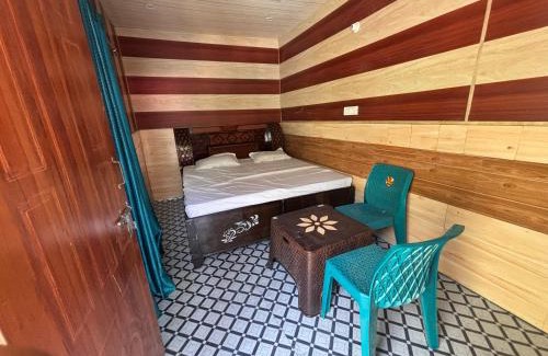 Kharsali Casa | Susharda Sewa Sansthan Jankichatti by Omji - Yamunotri Prime Location, Newly renovated