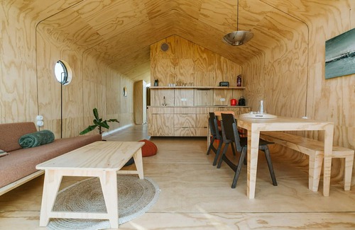 Ouddorp Chalet De Esquí | Sustainable cottage made of recycled cardboard