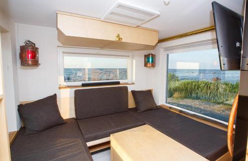 Pohja-Parnumaa Parish Apartamento | Suureliiva rannamaja