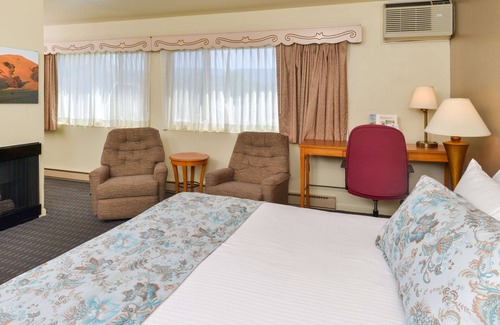 Solvang Hotel | Svendsgaard's Danish Lodge Americas Best Value Inn