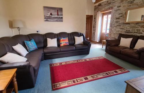 Whitland Casa | Swallow Cottage