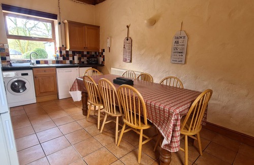 Whitland Cabaña | Swallow Cottage