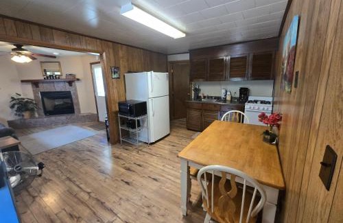 Oakland Casa | Swallow Falls Cabin 3