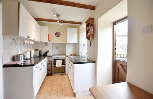 St Just Cabaña | Swallow's Nest - cosy miner's cottage in the heart of St Just, dog friendly