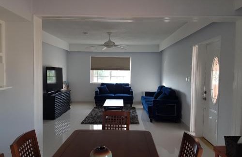 Tamuning Apartamento | Swan Boutique Apartment