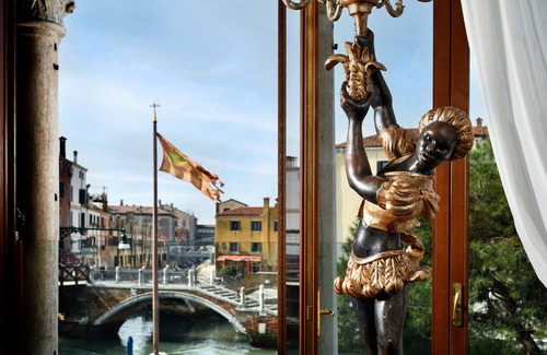 Santa Croce Apartamento | SWAN Dolce Vita, Luxurious Venetian Getaway with Exclusive Amenities