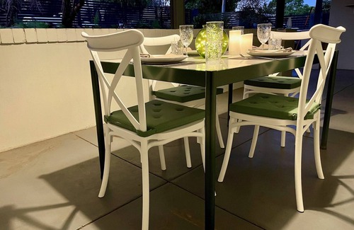 Bayswater Casa | Swan Retreat - 2 bedroom/modern interiors/views