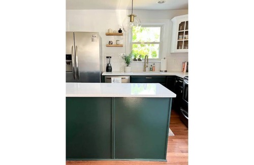 Inglewood Casa | Swanky Retreat - Mins to Everything