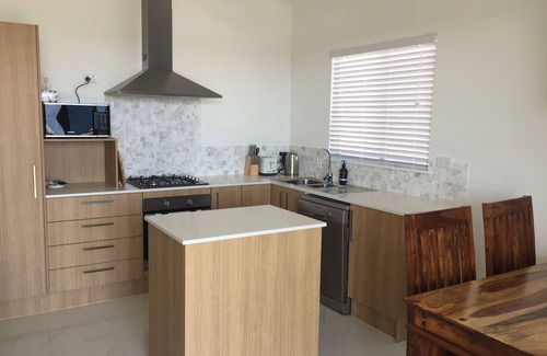 Swansea Casa | Swansea Lakeside Retreat es una gran propiedad a orillas del lago Macquarie