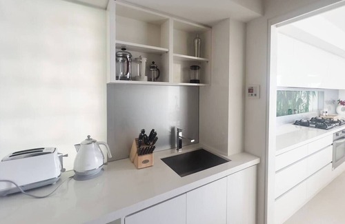 Geelong Casa | Swanston Sands Sophisticated Comfort by the Beach