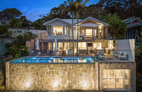 Byron Bay Casa | Sway - stunning 5 BR beach house with pool