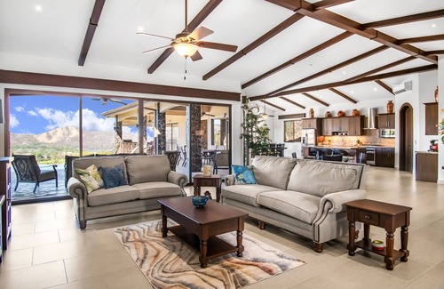 Coco Casa | Villa Vista Magnifica - Oceanview Hillside Home