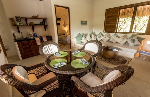 Santa Maria Colotepec Cabaña | Dulce y asequible casa de campo de 1 habitación, ideal para una pareja o soltero.