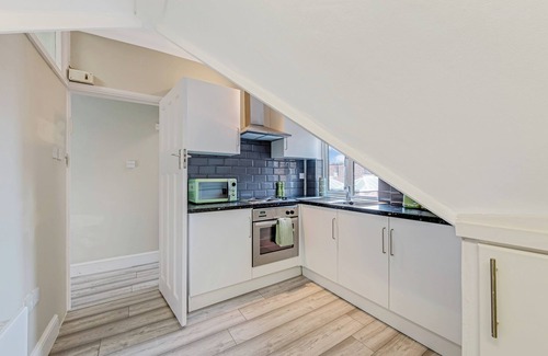 Golders Green Casa | Sweet and Lovely 2BR with Free Parking