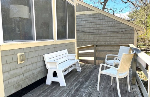 Brewster Casa | Sweet Cape Cod Cottage Close to Beaches, Cape League Baseball and Ice Cream