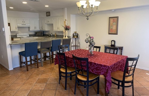 McAllen Casa | Sweet Cottage
