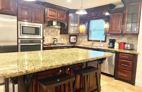 Grogan's Mill Casa | Sweet & cozy indv. home in The Woodlands, TX. 2-3 min drive to prime locations!