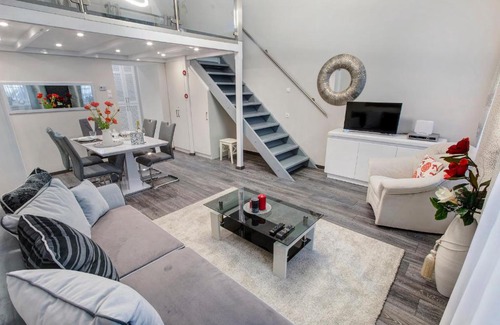Terezvaros Apartamento | Sweet Dreams in the Heart of the City