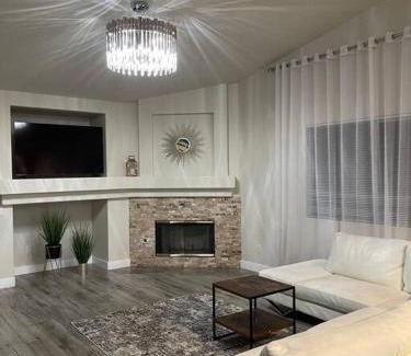 Antelope Casa | Sweet Holiday