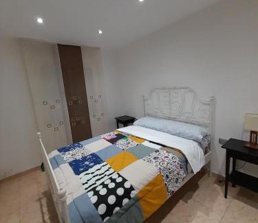 El Prat de Llobregat Apartamento | sweet house close to airport