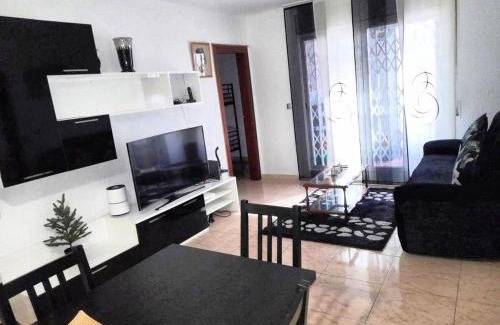 El Prat de Llobregat Apartamento | Sweet house close to airport